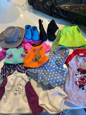 18 inch doll clothes 11 pieces